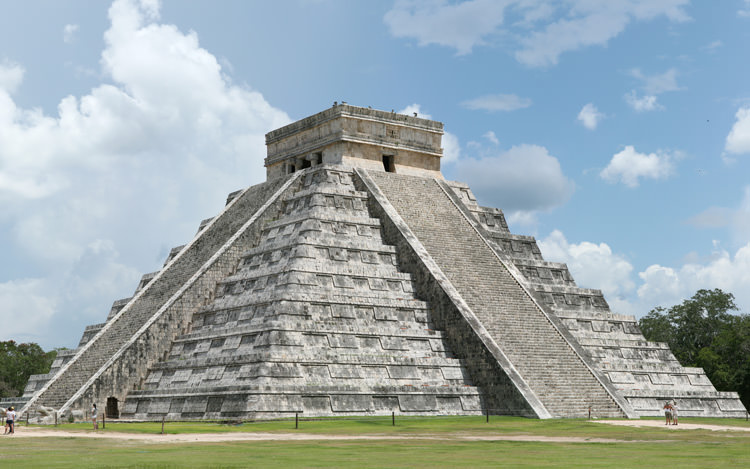México Chichén Itzá - El Castillo o Templo de Kukulkan